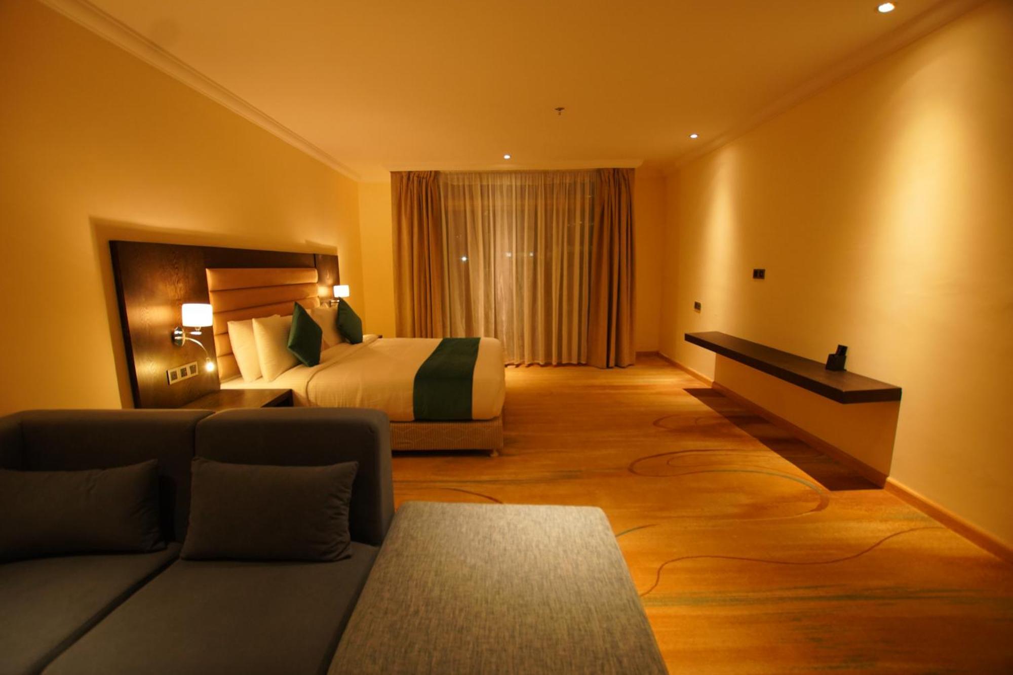 Best Western Premier Dynasty Addis Abeba Exterior foto