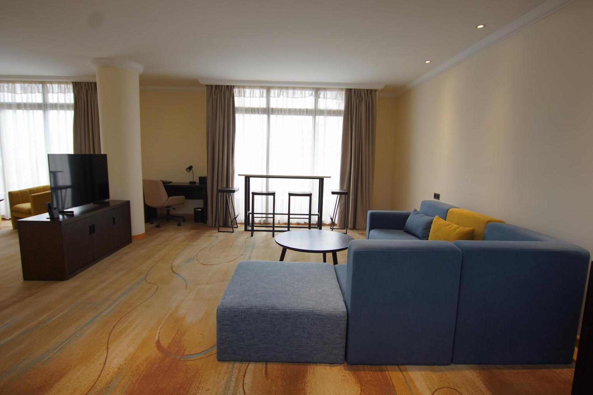 Best Western Premier Dynasty Addis Abeba Exterior foto