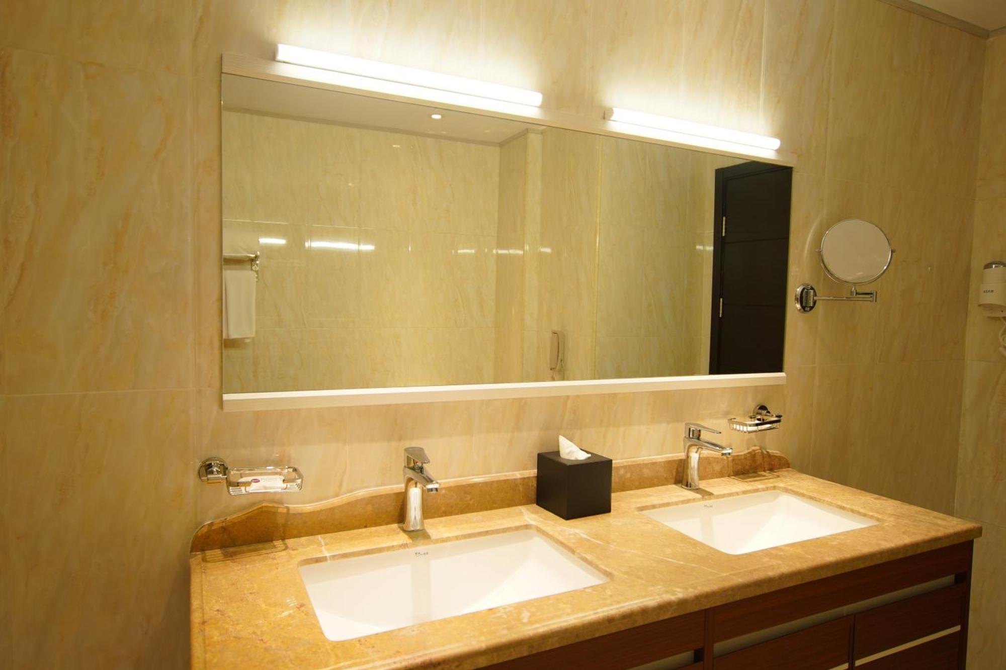Best Western Premier Dynasty Addis Abeba Exterior foto